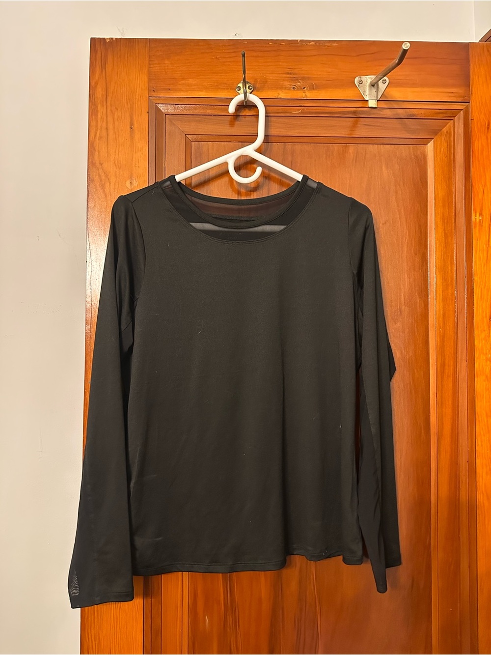 long sleeve workout top